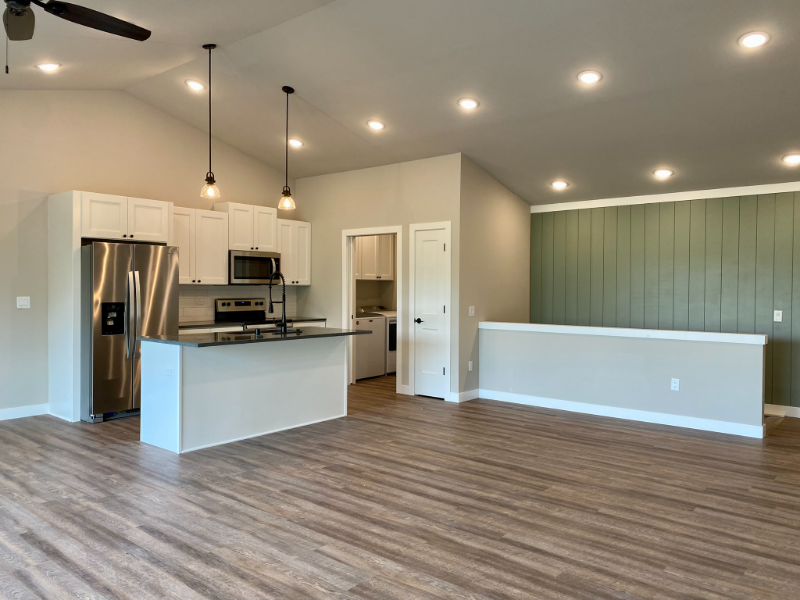 110 Lake Rd - Photo 3 of 22