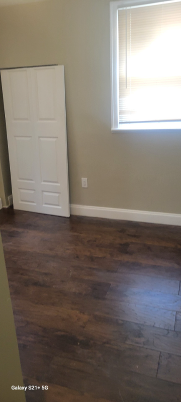 207 Laveer St #1 - Photo 6 of 8