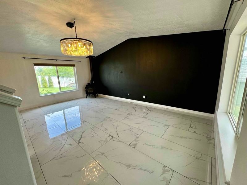 1610 Nw Valhalla Dr - Photo 3 of 21