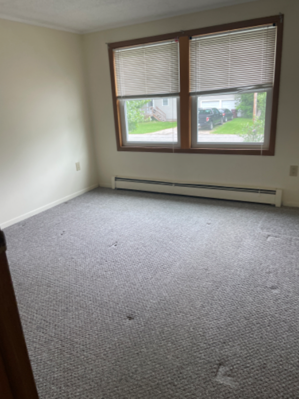 8600 Hunt Ave #B - Photo 2 of 5