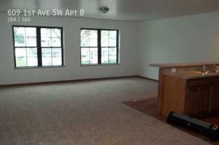 609 1st Ave Sw #B - Photo 1 of 1