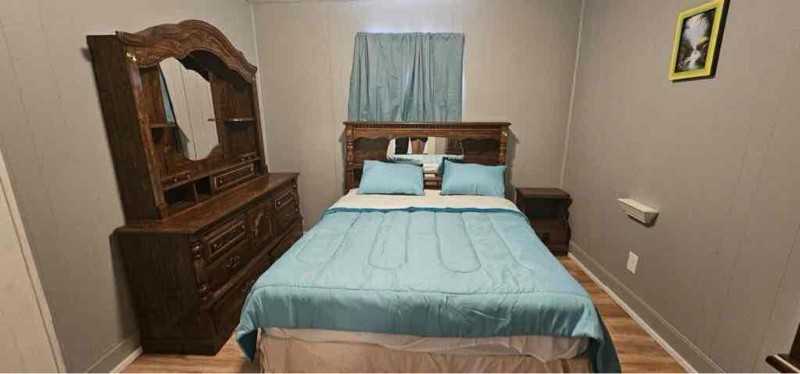 2100 Berry St - Photo 7 of 12