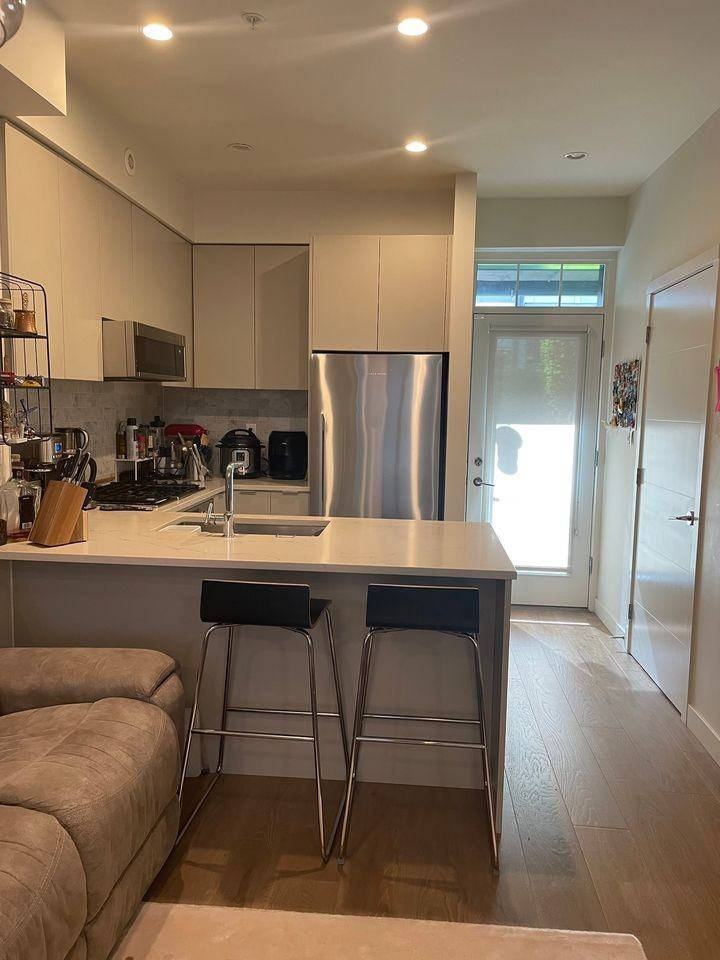 7809 Oak Street - Photo 7 of 19