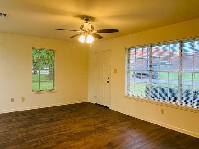 1005 Waco St #NA - Photo 2 of 13