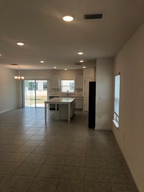 4112 Collegiate Blvd #4112 - Photo 2 of 15