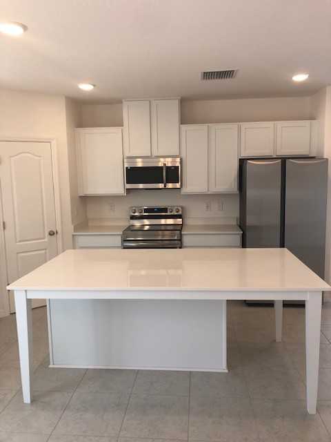 4112 Collegiate Blvd #4112 - Photo 5 of 15