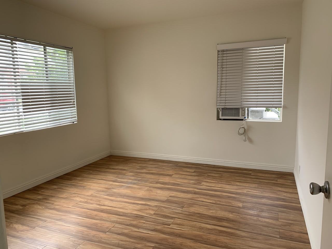 4119 Marlton Ave - Photo 3 of 8