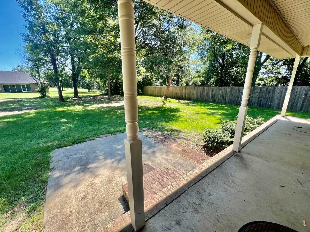 3280 Valencia Dr - Photo 2 of 13