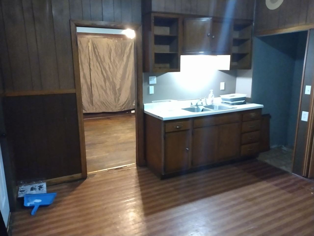 124 Hall Street - Photo 3 of 6