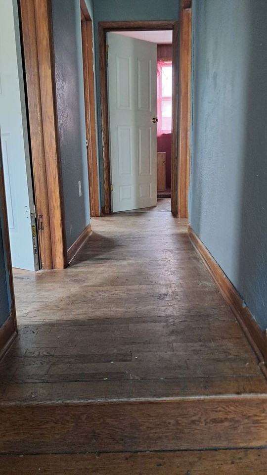 124 Hall St - Photo 6 of 6