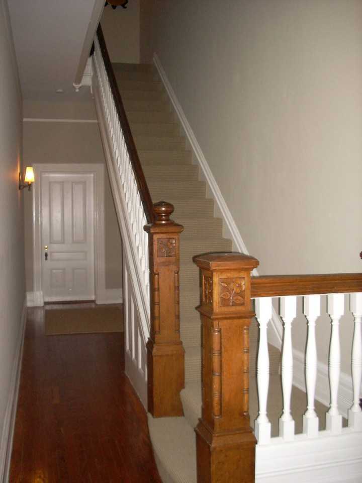 1005 W Franklin St - Photo 2 of 12