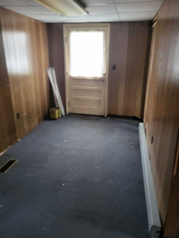 214 W Bloomfield St - Photo 3 of 9