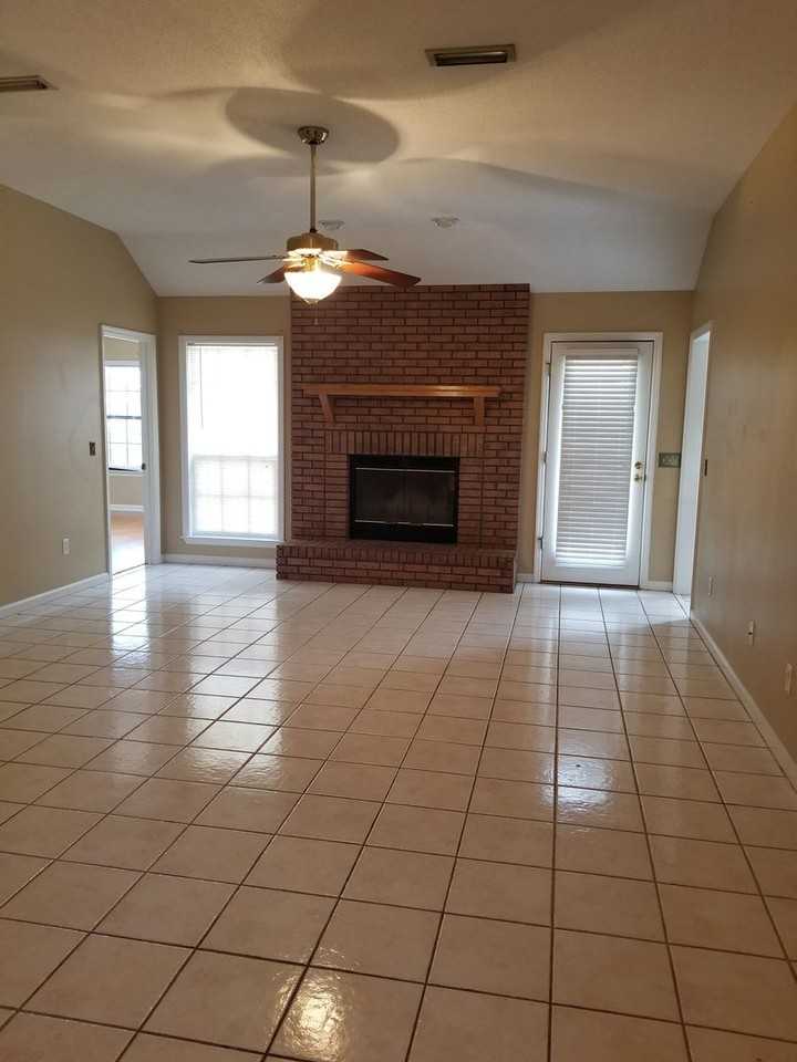 12 Ashley Lane - Photo 2 of 25