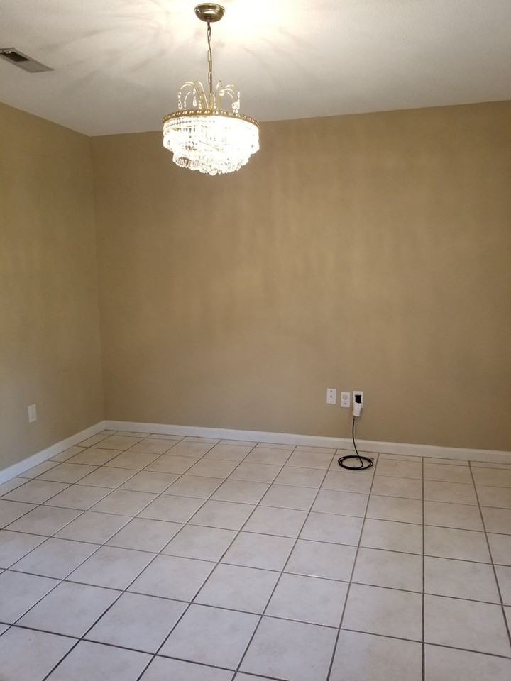 12 Ashley Lane - Photo 3 of 25