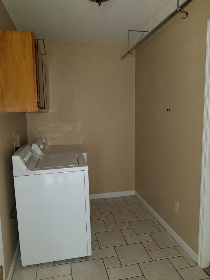 12 Ashley Lane - Photo 7 of 25