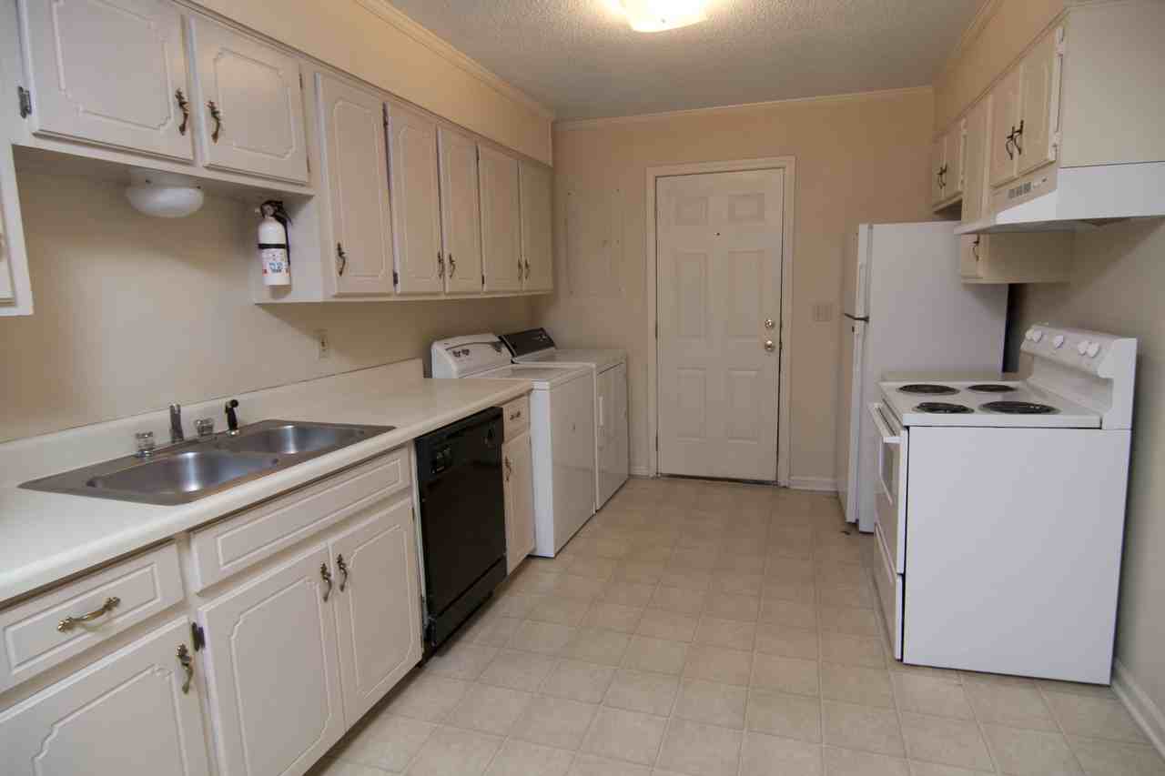 108 County Road 1078 - Photo 3 of 7