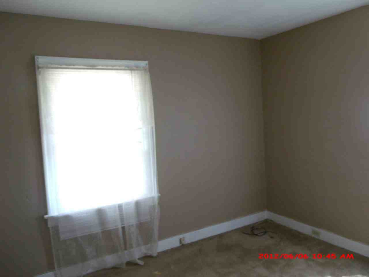 1638 Tampa Ave - Photo 3 of 15