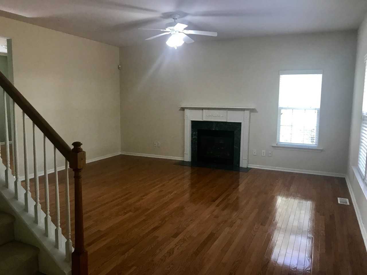 23 Redglobe Ct - Photo 3 of 23