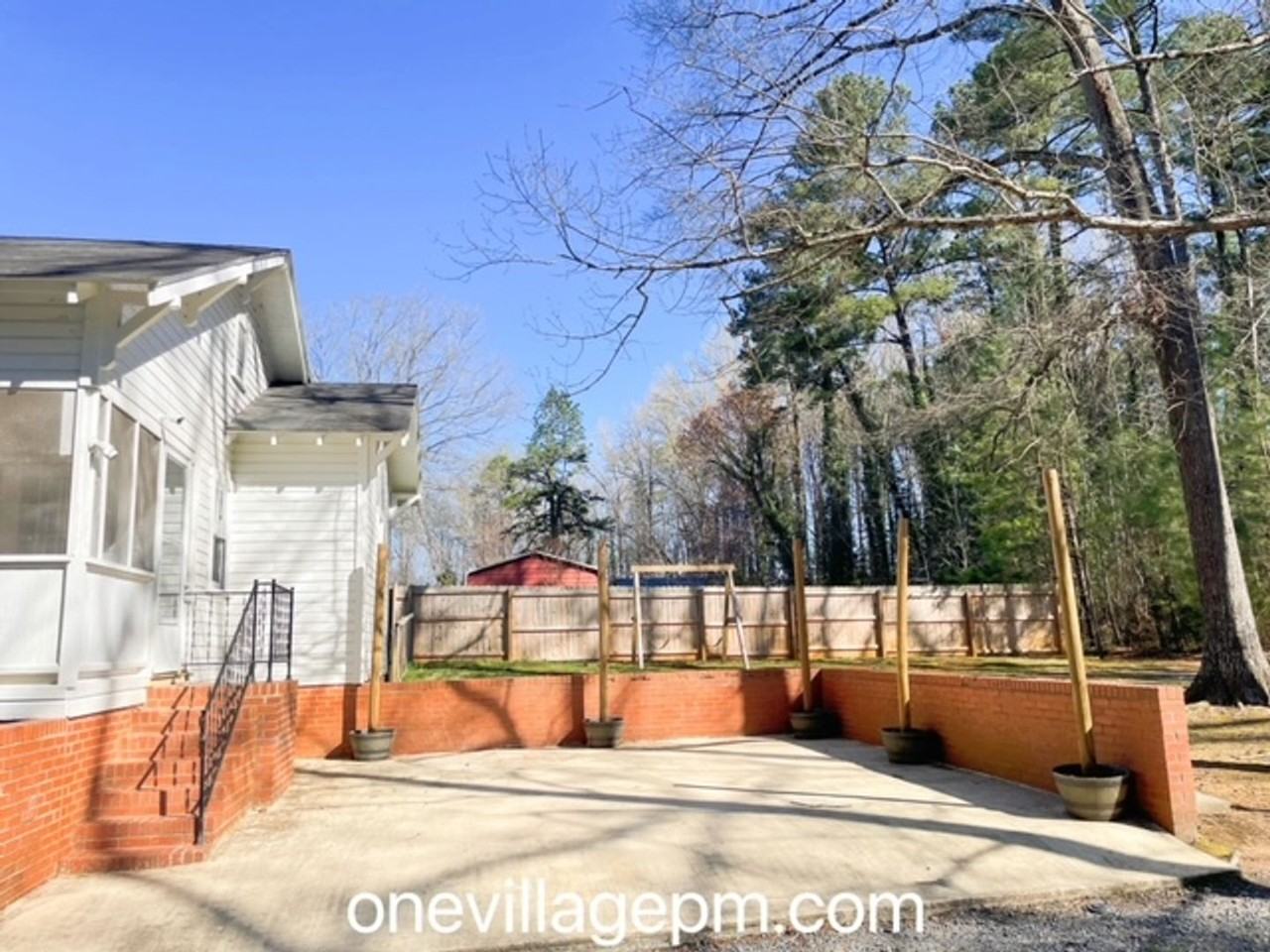 601 Elk Ln - Photo 3 of 21