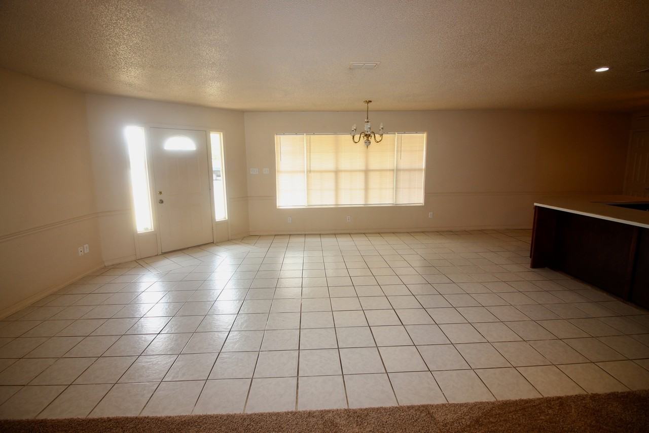 8776 Fm 920 - Photo 3 of 12