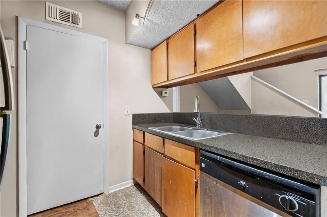 San Gabriel Place 303 - Photo 5 of 14