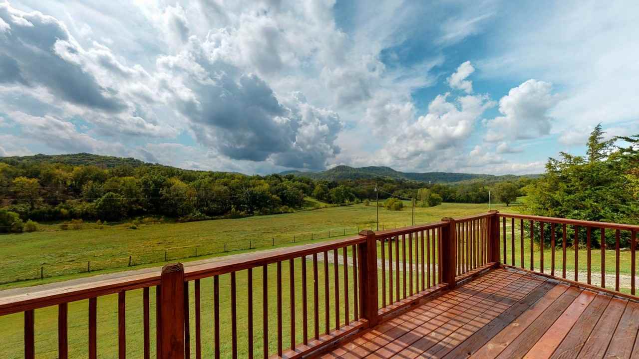 493 Lake Hollow Rd - Photo 2 of 22