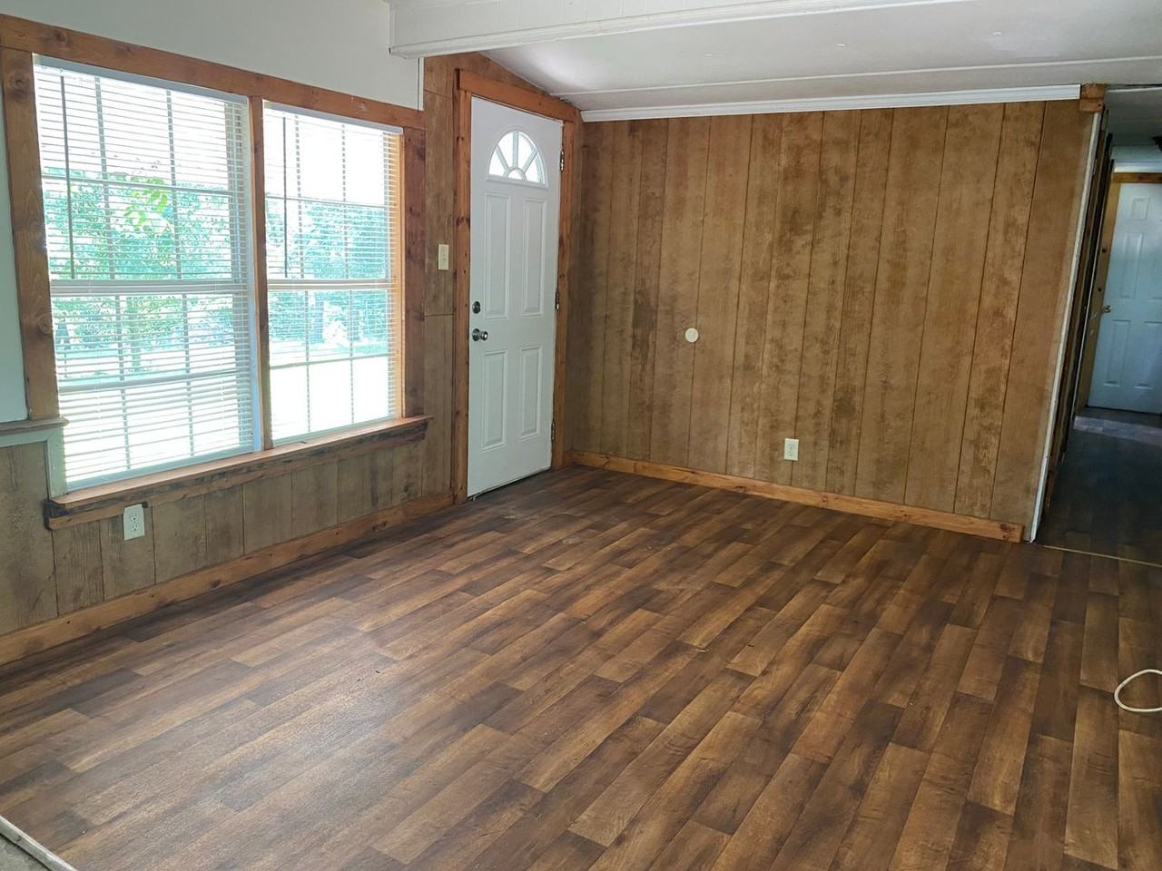 474 Whitehall Rd - Photo 3 of 11