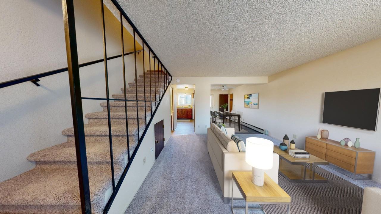 Oak Manor & Angel Street - Photo 4 of 15