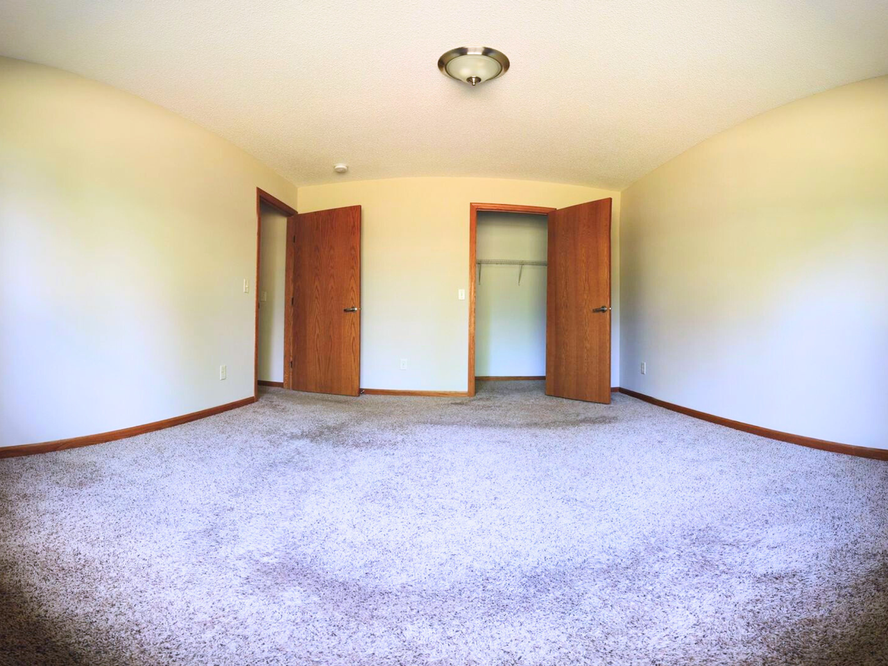 1582 Gunston Drive - Photo 3 of 5