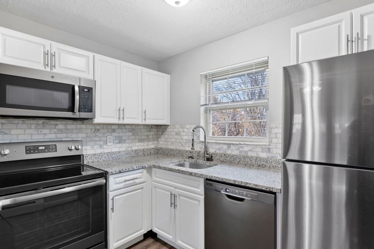 The Courtyard of Oakley - Photo 2 of 50