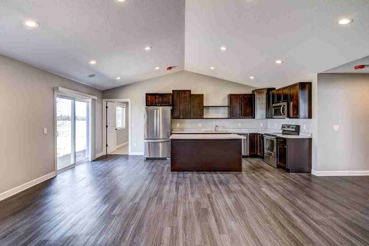 1303 Blue Jay Place - Photo 2 of 21