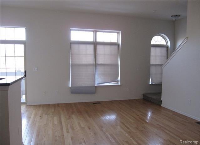 39854 Rockcrest Cir - Photo 3 of 13