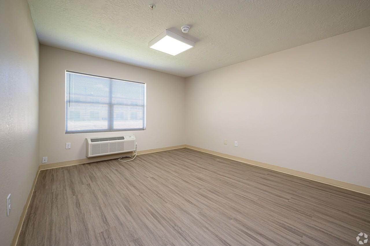 26|Hundred Residences - Photo 2 of 28