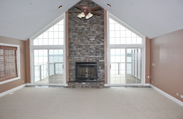 42 E Grand Ave #2 - Photo 3 of 25