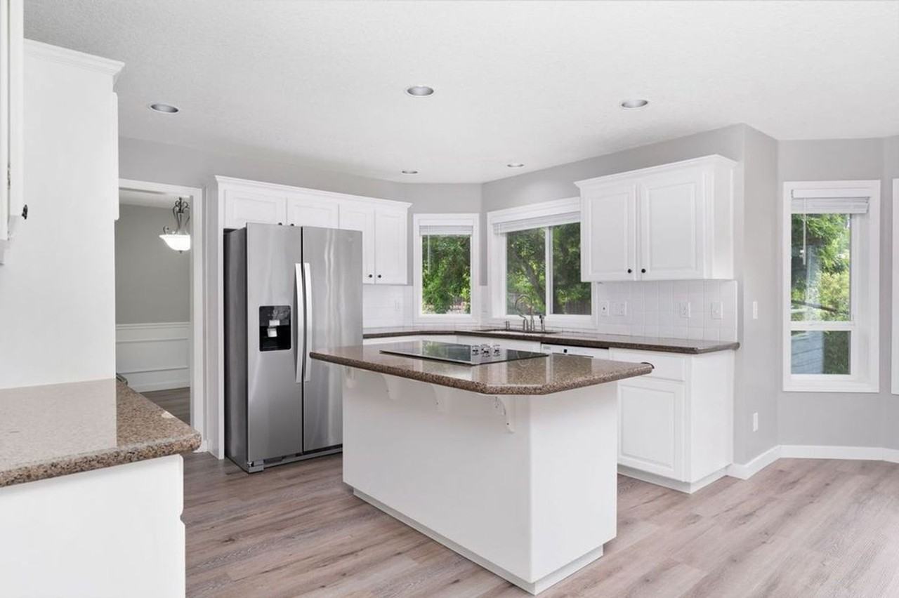 16742 Nw Dublin Ct - Photo 5 of 50
