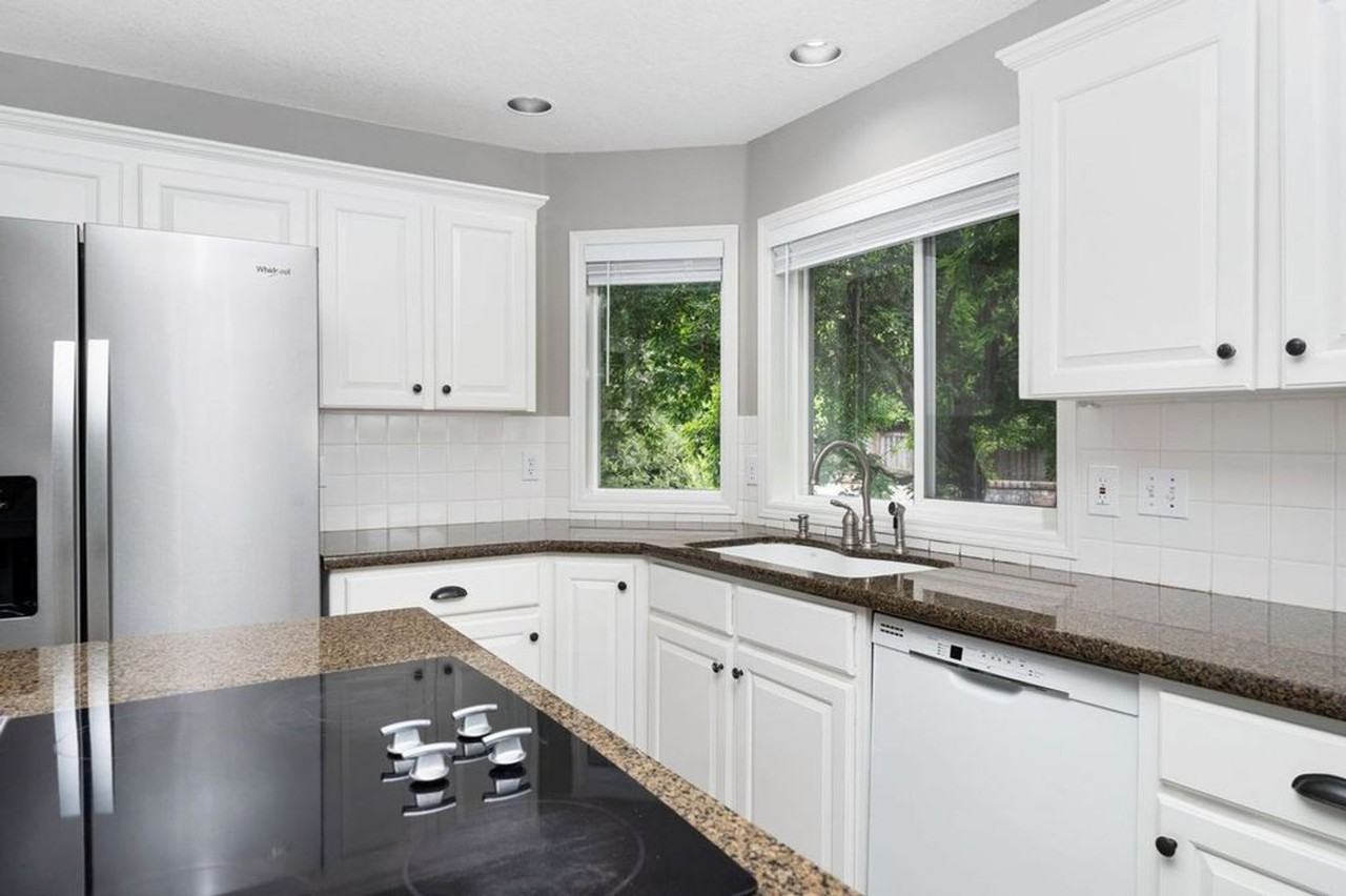16742 Nw Dublin Ct - Photo 7 of 50