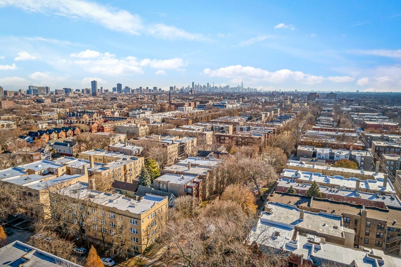 5056-60 N. Winchester - Photo 2 of 6