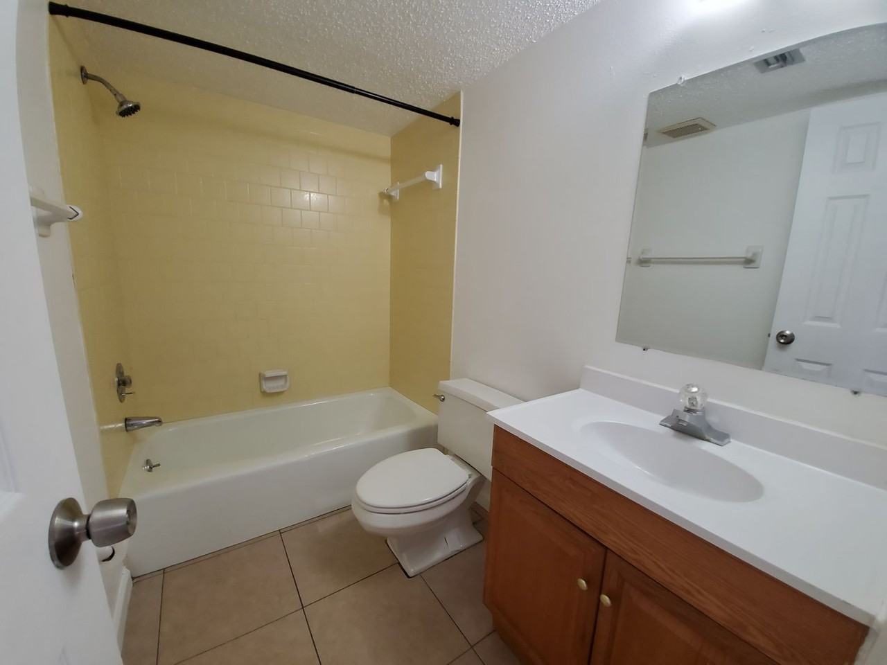 504 Barcelona Avenue - Photo 7 of 25