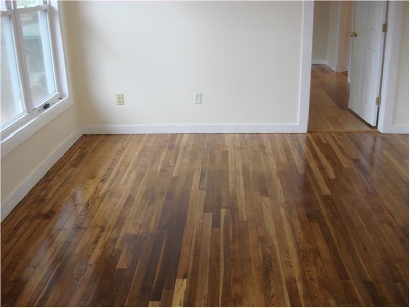 28 Mechanic St - Photo 2 of 6