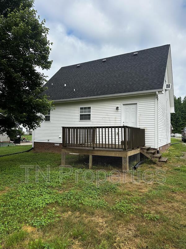 429 Woodale Dr - Photo 2 of 10