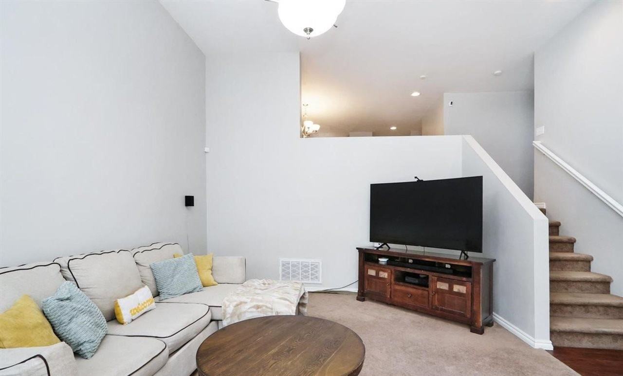 50 Fuller Cir - Photo 4 of 20