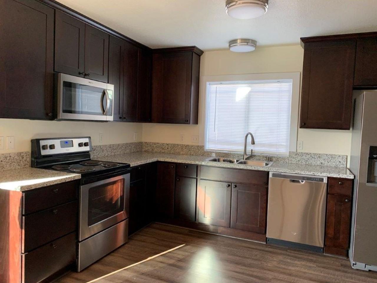 FLIK01-OPM - Photo 5 of 16