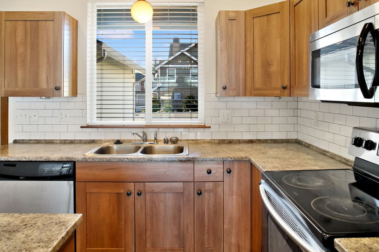 1182 & 1184 E. Grover - Photo 2 of 50