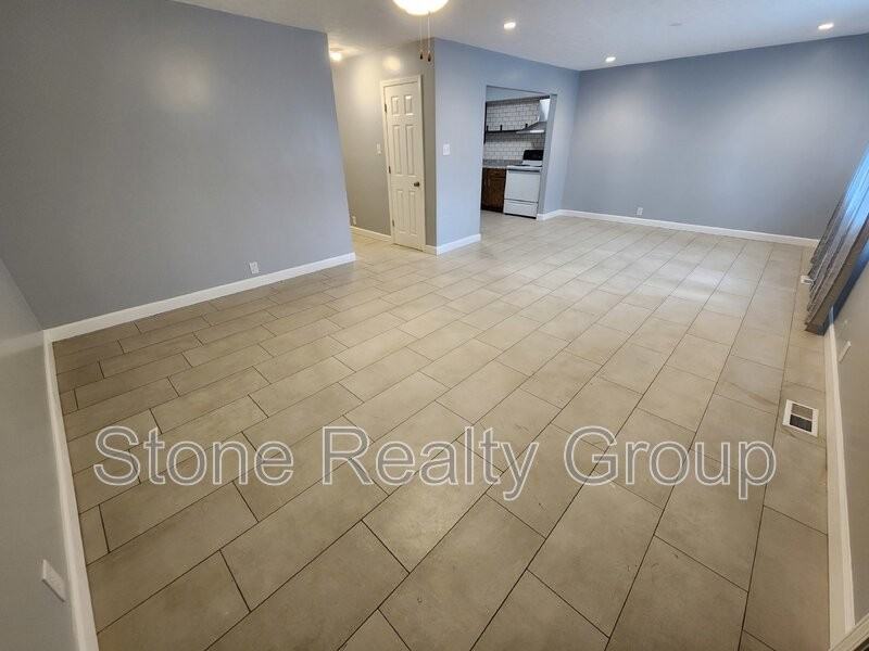 2008 N 25th St #1 - Photo 2 of 8