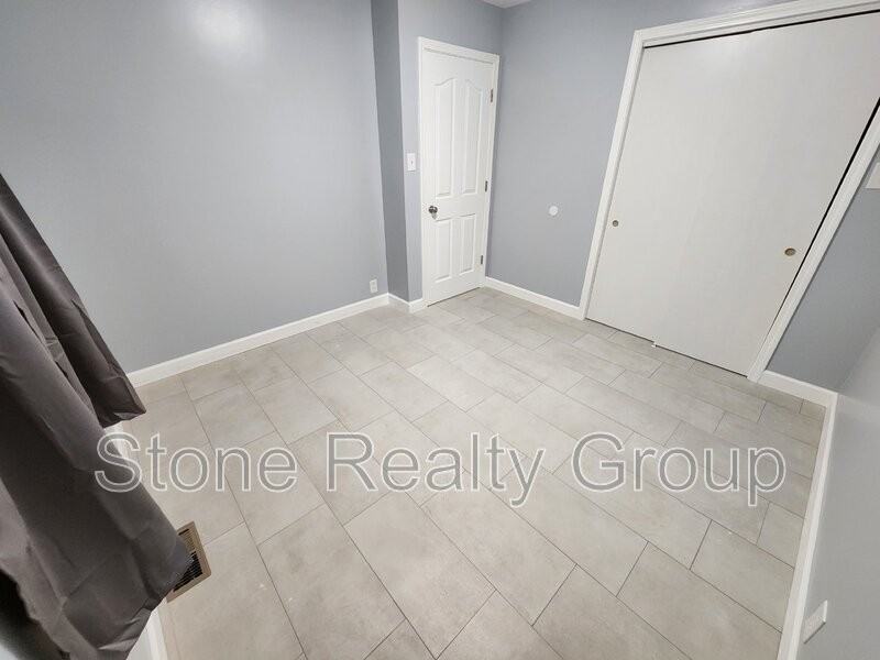 2008 N 25th St #1 - Photo 5 of 8