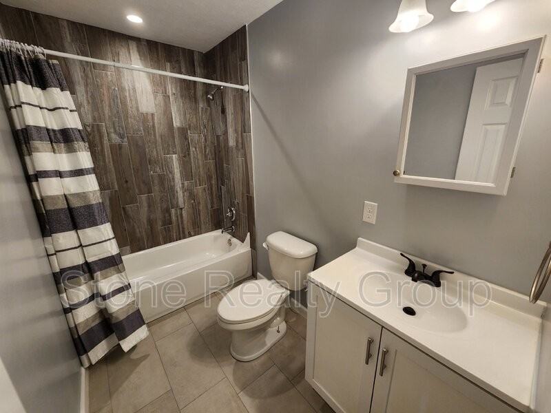 2008 N 25th St #1 - Photo 7 of 8