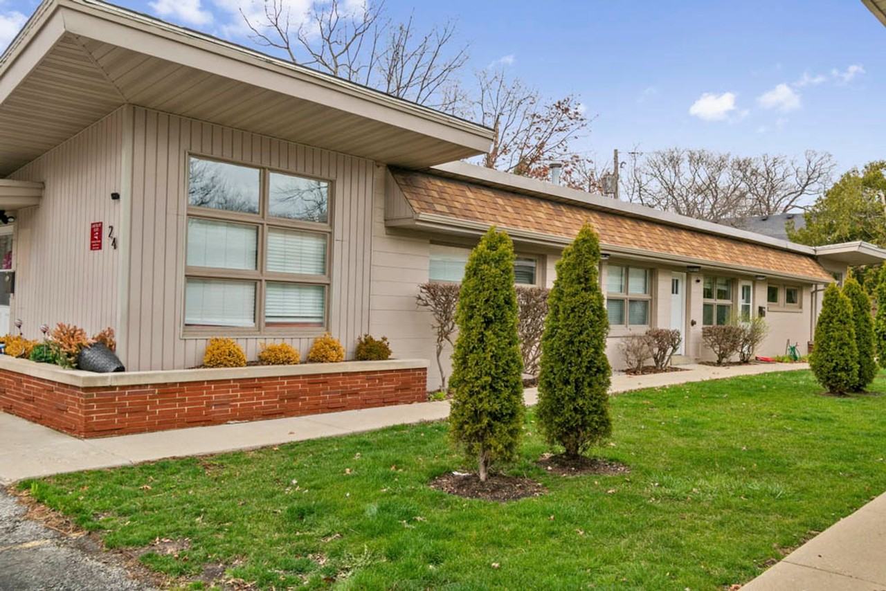 24 E. Washington - Photo 2 of 8