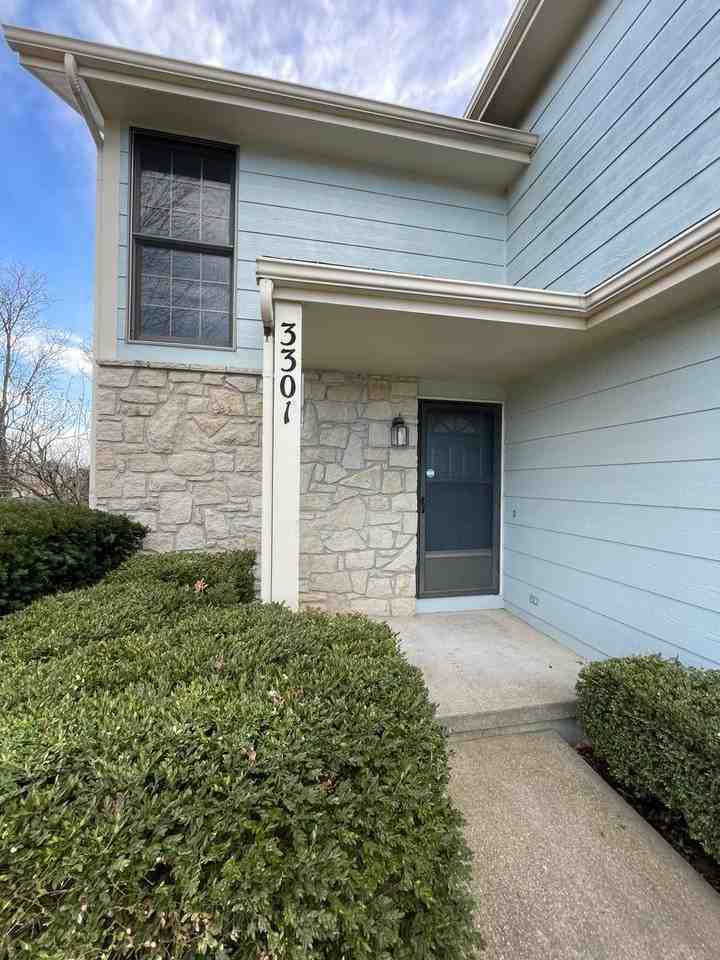 3301 Abbey Cir - Photo 2 of 26
