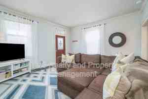 featured image of 818 S Esplanade St