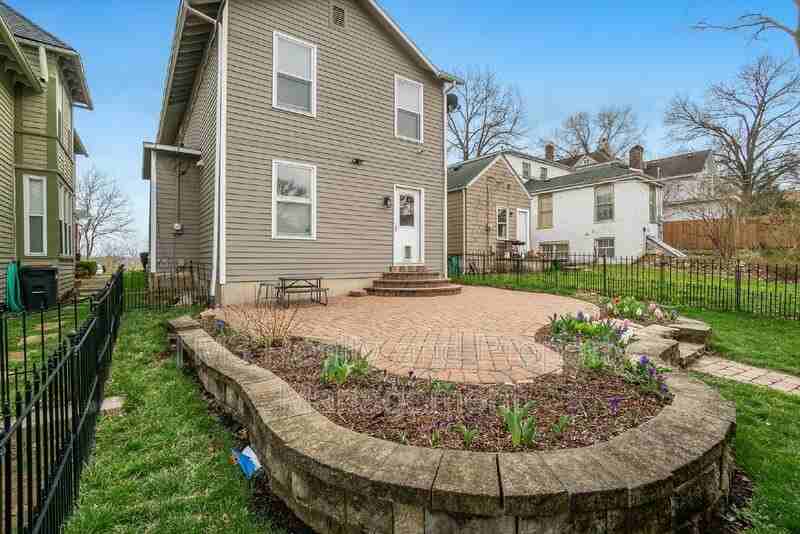 818 S Esplanade St - Photo 7 of 26